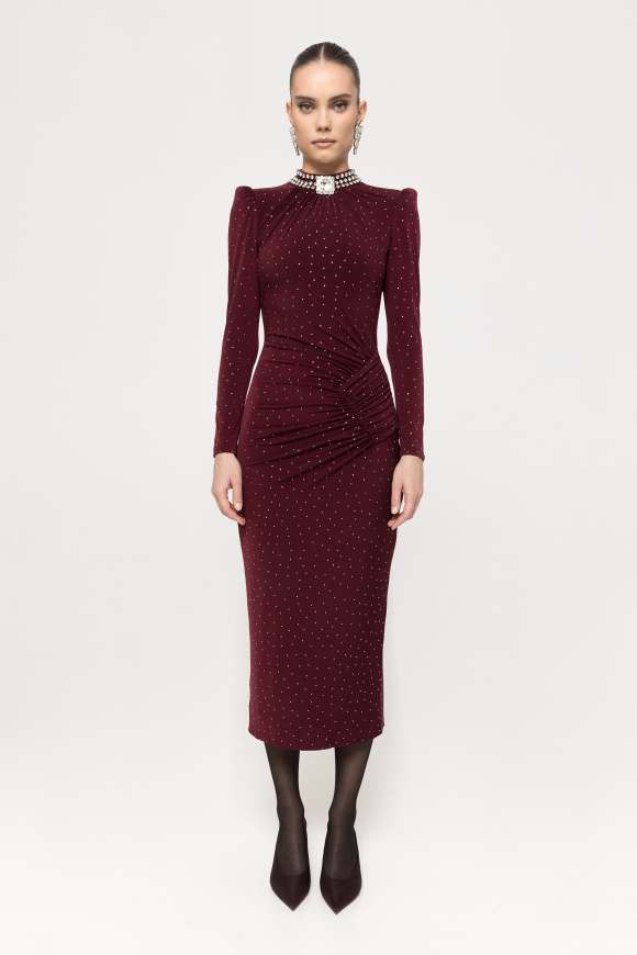 Rochie elastica cu aplicatie de cristale