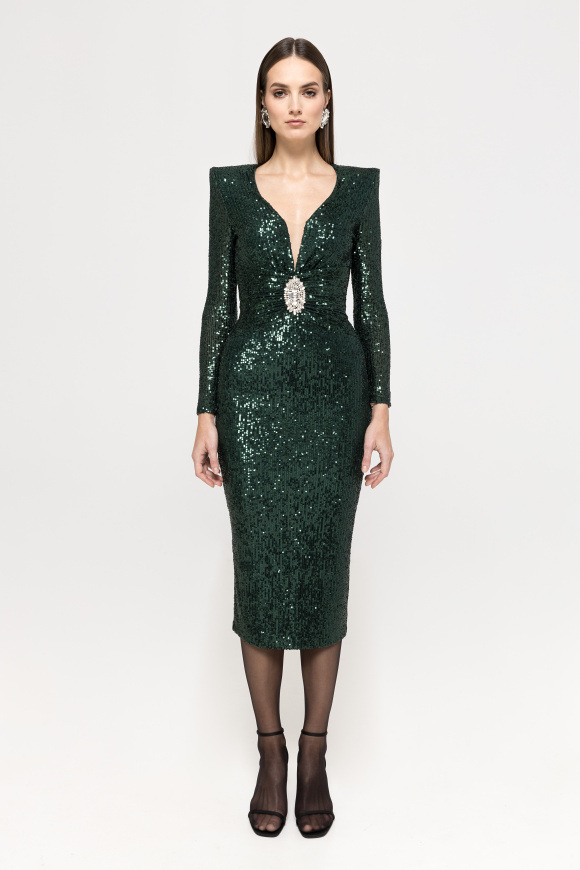 Rochie din paiete cu accesoriu din cristale