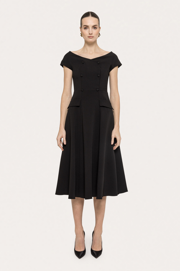 Rochie din crep cu nasturi decorativi