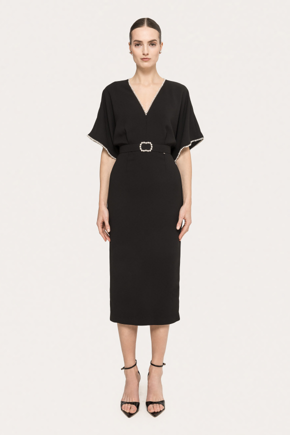 Rochie din crep cu detaliu tip perla