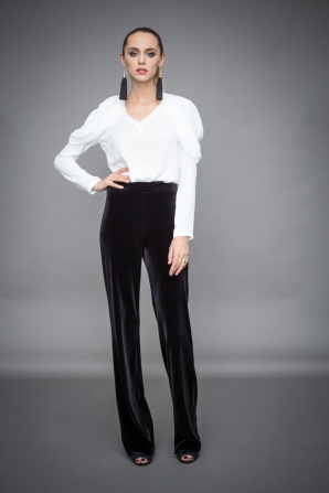 Long sleeve top with oversized shoulders