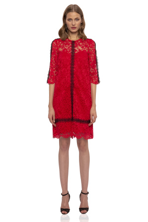 Contrasting lace detail dress