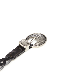 Metallic buckle woven belt
