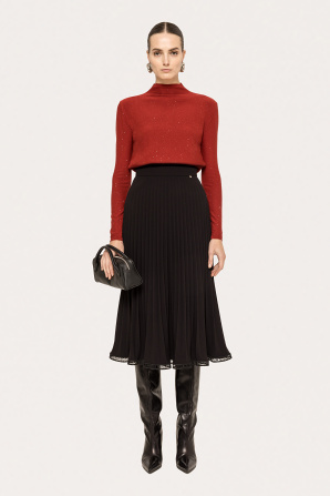 High-waist pleated skirt