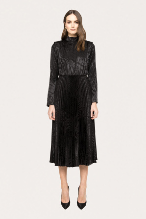 Pleated jacquard midi dress