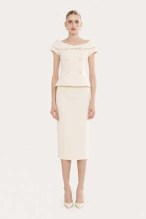 Off-shoulders fitted blazer