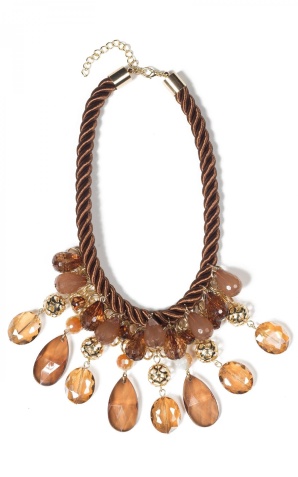 Necklace with oversized stones