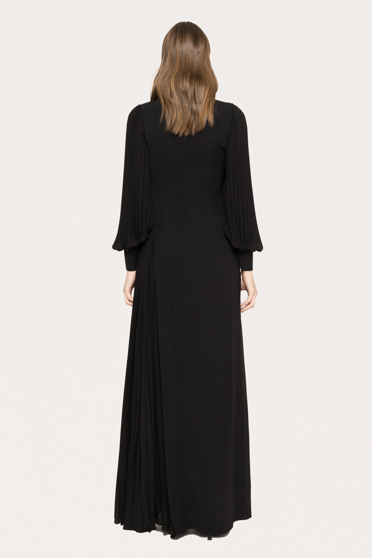 Pleat-detail maxi dress | RS15710 | NISSA Pleat-detail maxi dress | RS15710 | NISSA